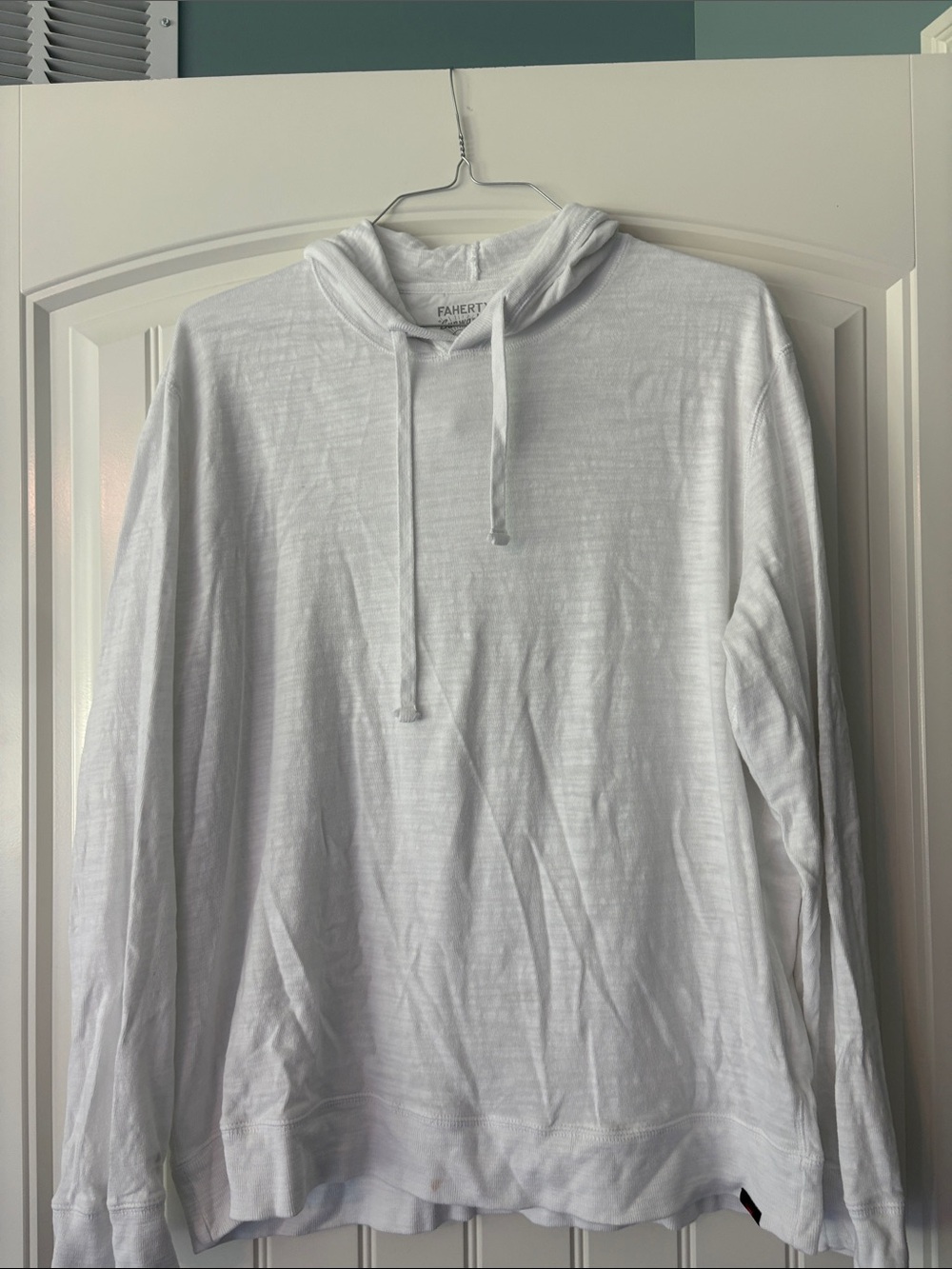 Faherty White Lightweight Hooded Pullover